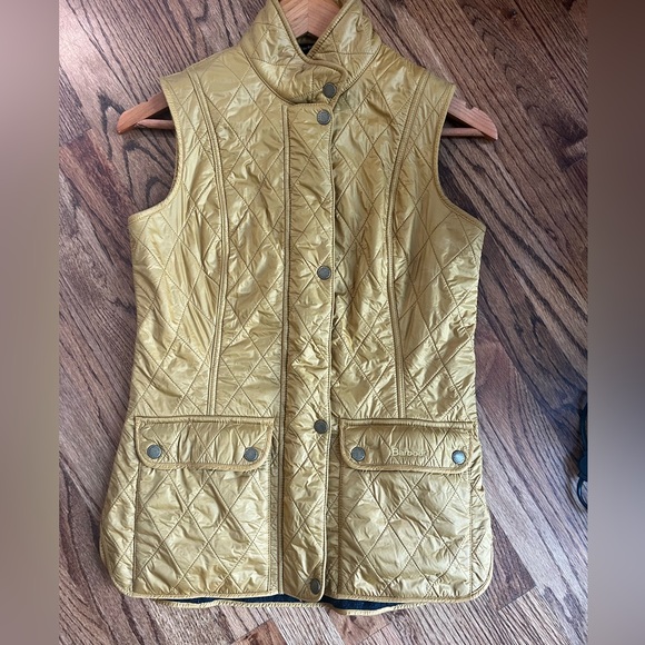 Barbour vest, women’s U.S. size 4. - Picture 1 of 7